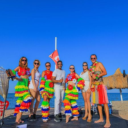 Titanic Royal-Families And Couples Only Hotel Hurghada Exterior foto