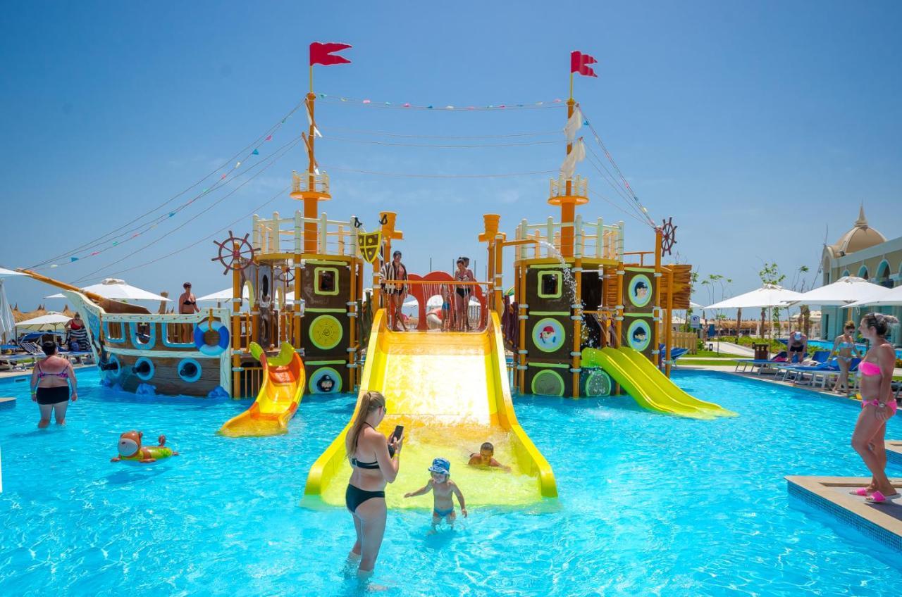 Titanic Royal-Families And Couples Only Hotel Hurghada Exterior foto