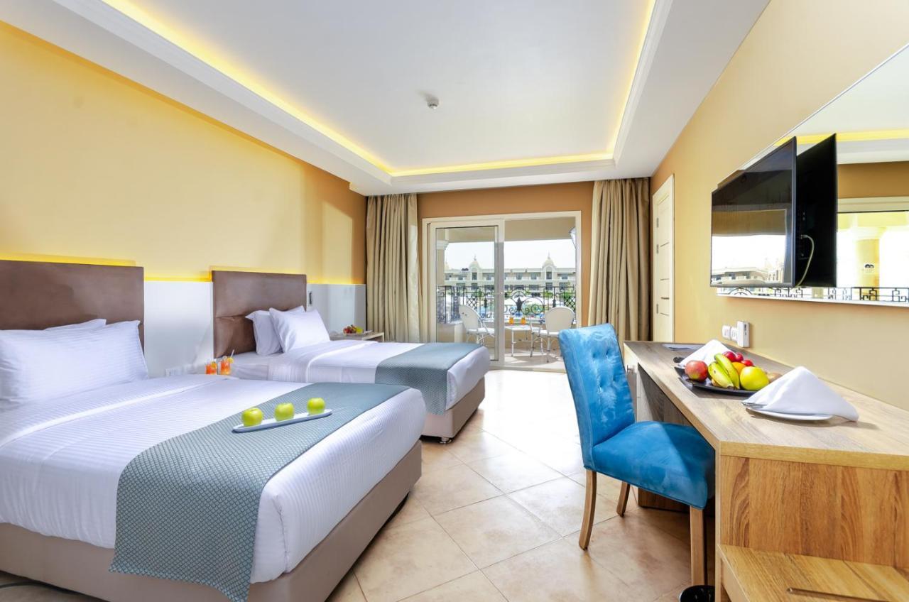 Titanic Royal-Families And Couples Only Hotel Hurghada Exterior foto